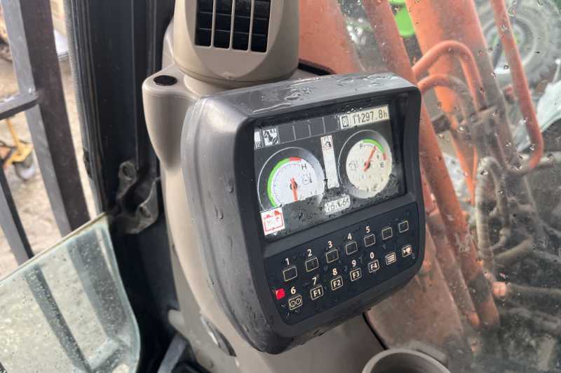 OmecoHub - Immagine HITACHI ZX240N-3